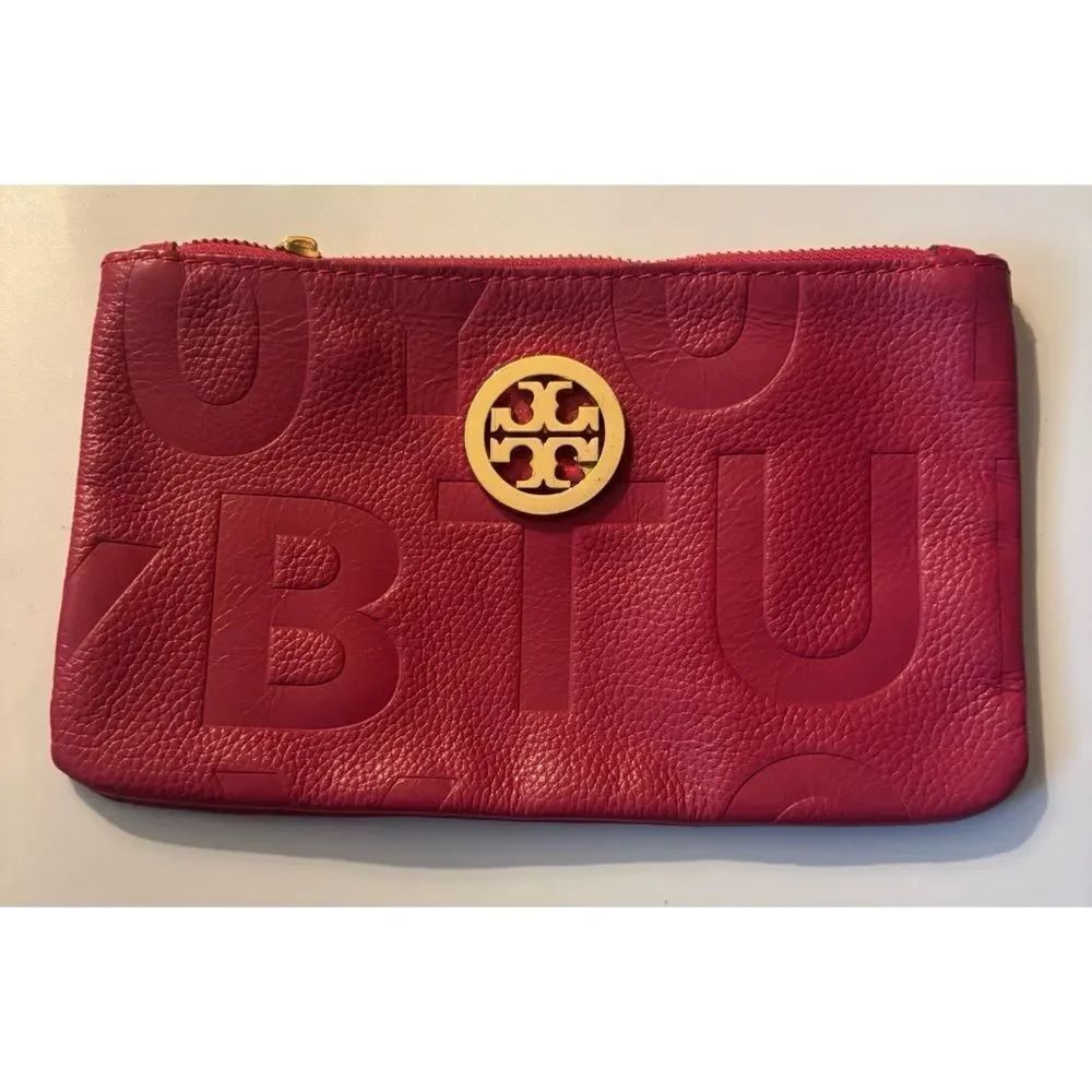 Rare Tory Burch Leather Embossed Logo Clutch in Focaccia
